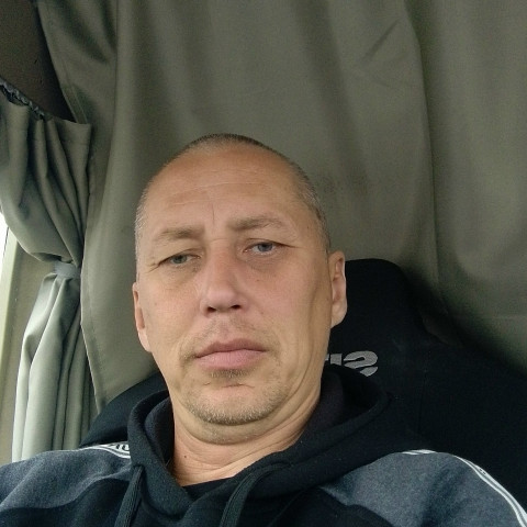 Марат, Москва, 41 год, 2 ребенка, 1 фото. Ищу девушку изначально для общения - это важно. (спешить мне некуда)  Анкета 881931. 