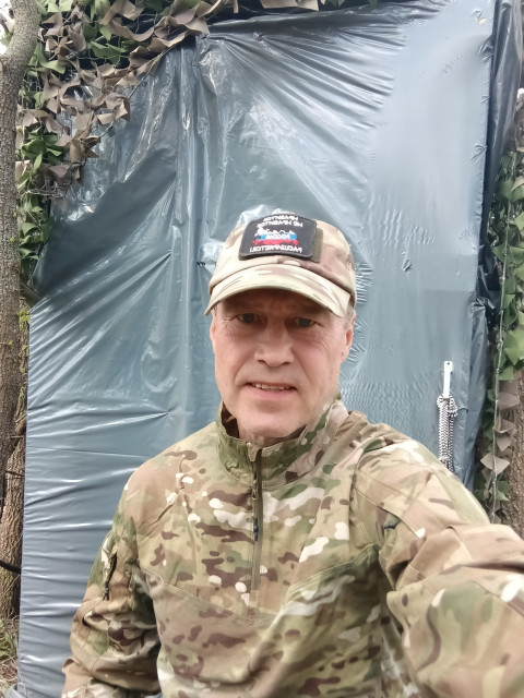 Андрей, Россия, Москва, 56 лет, 1 ребенок. Ищу: Стройную, с хорошим чувством юмора, самодостаточную девушку от 45 до 55  Анкета 882102. 