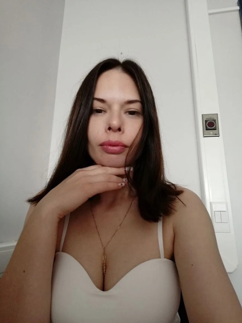 Ирина, Брянск, 38 лет, 1 ребенок. Познакомлюсь с мужчиной для любви и серьезных отношений, брака и создания семьи, дружбы и общения.  Анкета 882135. 