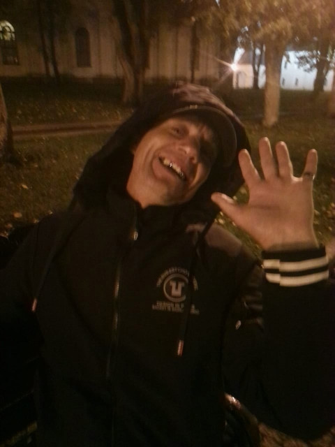 Александр Ульянов, п. Пролетарий, 50 лет. Ищу: Хорошию, умную, добрую, красивую, любющюю, хозяйственную.  Анкета 882208. 