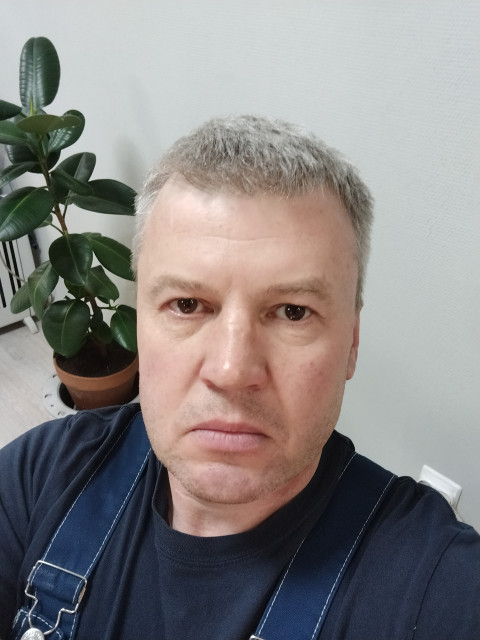 Сергей, Россия, Санкт-Петербург, 48 лет, 2 ребенка. Он ищет её: женщину 44 -50 годиков, для гостевого брака, дружбы и общения.  Анкета 882290. 