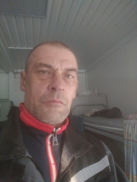 Алексей Зайнуллин, Благовещенск, 52 года, 2 ребенка, 1 фото. Ищу: Умную. Ну в процессе будет видно.  Анкета 882391. 