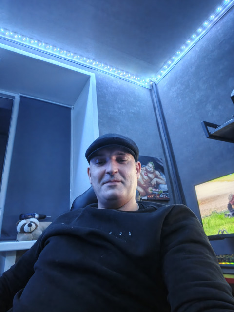 Василий, Россия, Ярославль, 38 лет, 1 ребенок. Познакомлюсь с женщиной для любви и серьезных отношений, брака и создания семьи, воспитания детей, рождения...  Анкета 882518. 