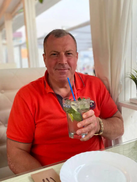 Павел, Москва, Алексеевская, 45 лет. Познакомлюсь с женщиной для любви и серьезных отношений, брака и создания семьи.  Анкета 882902. 