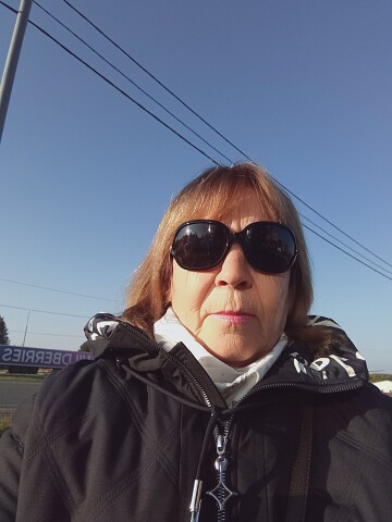 Галина Тагаева, , 68 лет. Ищу: выше среднего роста, нежадный, неконфликтный, надежный и не дурак, чтобы было о чем поговорить.  Анкета 882907. 