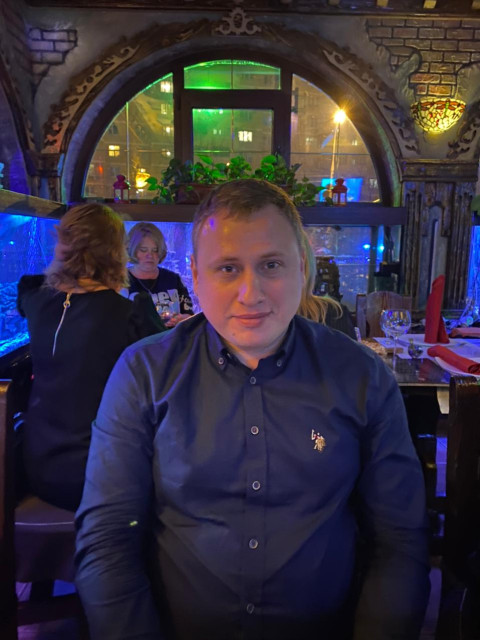 Антон, Россия, Москва, 44 года. Познакомится с женщиной