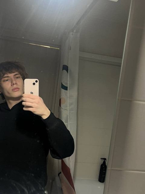 Tomatuvorsov, Россия, Москва, 19 лет. Он ищет её: девушкой для дружбы и общения.  Анкета 882970. 