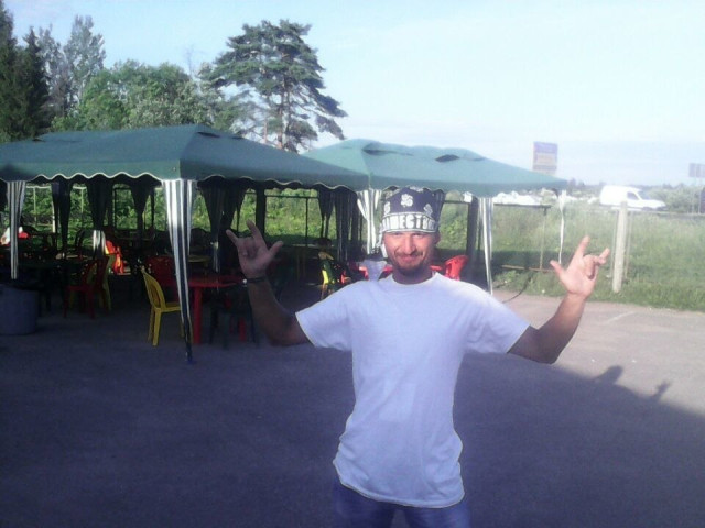 Денис, Россия, Луганск, 45 лет. Он ищет её: женщину для любви и серьезных отношений, рождения совместных детей, дружбы и общения.  Анкета 883120. 