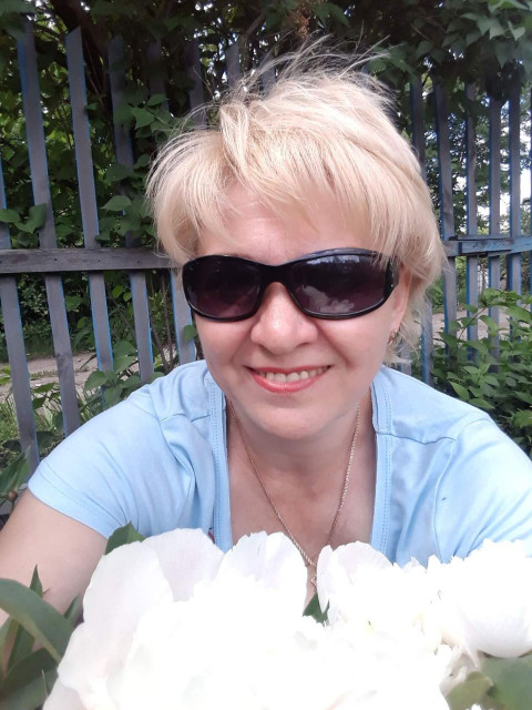 Алена, Россия, Омск, 50 лет, 2 ребенка. Познакомлюсь с мужчиной для любви и серьезных отношений.  Анкета 883272. 