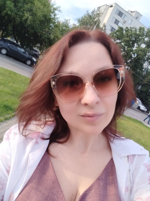 Ольга, Москва, 35 лет, 2 ребенка, 1 фото. Я не курю и ищу некурящего) со схожими интересами (при этом открыта новому опыту). Для дружбы, общения.....  Анкета 883291. 