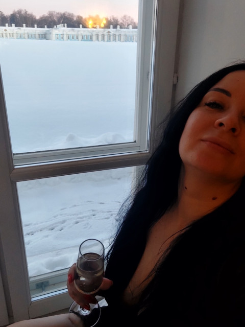 Светлана, Россия, Санкт-Петербург, 47 лет, 1 ребенок. Ищу: Без пафоса и лжи! 
Чувственного и настоящего.  Анкета 883433. 