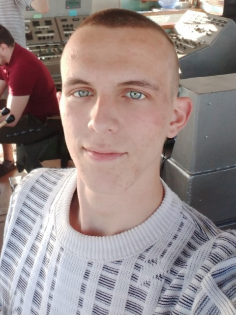 Алексей, Астрахань, 31 год. Познакомлюсь с женщиной для любви и серьезных отношений, брака и создания семьи, дружбы и общения.  Анкета 883758. 