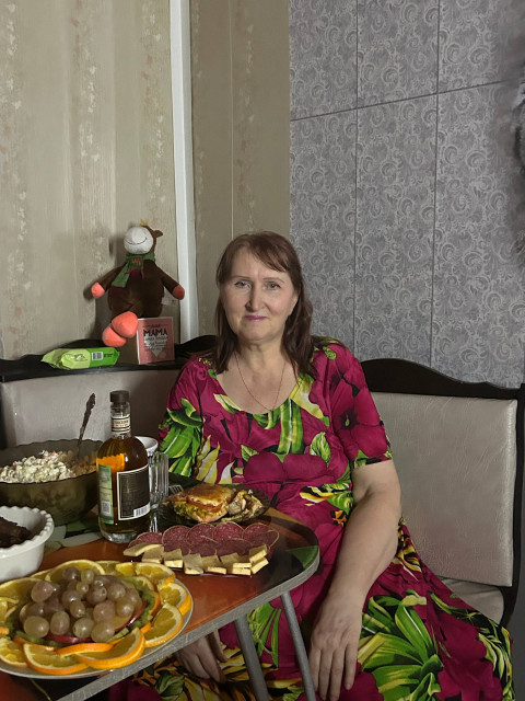 Светлана, Юрга, 61 год, 1 ребенок. Она ищет его: мужчину для любви и серьезных отношений, брака и создания семьи.  Анкета 883770. 