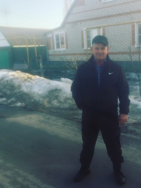 Владимир, Россия, Воронеж, 59 лет, 1 ребенок. Познакомлюсь с женщиной для брака и создания семьи.  Анкета 883839. 