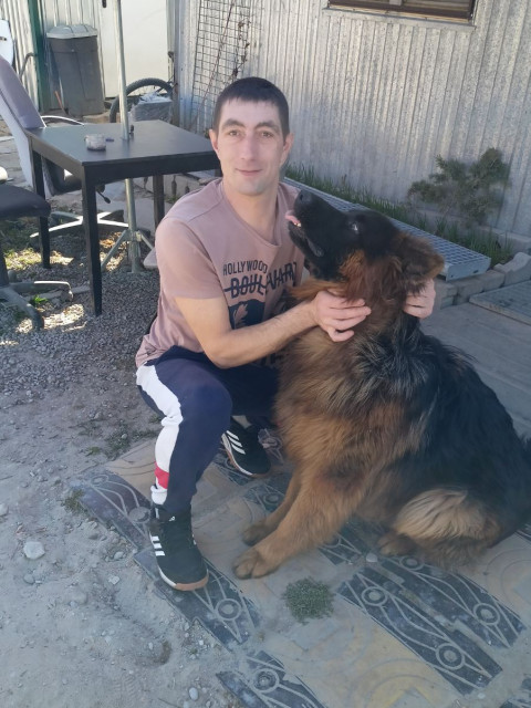 Deks, Кишинёв, 41 год, 4 фото. Познакомлюсь с женщиной для любви и серьезных отношений, брака и создания семьи, гостевого брака, воспитания...  Анкета 883869. 