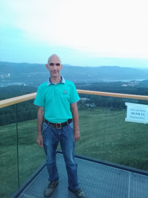 Дмитрий, Дербент, 48 лет. Познакомлюсь с женщиной для дружбы и общения.  Анкета 884046. 