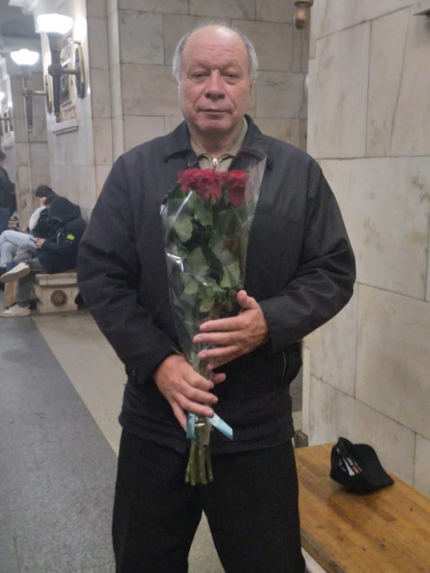 Владимир, Россия, Москва, 66 лет. Познакомлюсь с женщиной для любви и серьезных отношений, брака и создания семьи.  Анкета 884121. 