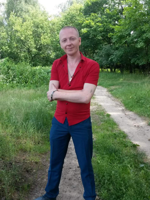 Romario Romanov, Россия, Краснодар, 48 лет. Ищу: «Где нет лжи, предательства, ссор и разочарований, выноса мозга …. »  Анкета 884169. 