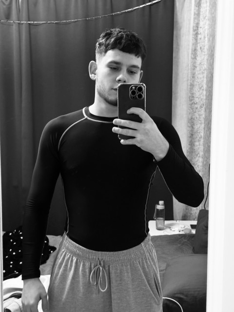 Никита, Ногинск, 19 лет. Хочу познакомиться с женщиной