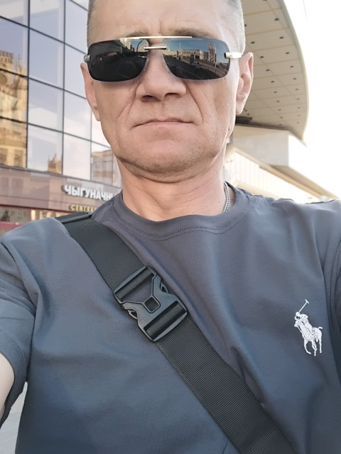 Виталий, Санкт-Петербург, 52 года. Познакомлюсь с женщиной для гостевого брака.  Анкета 884229. 