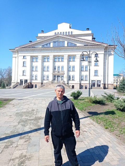 Владимир Якимов, Россия, Мариуполь, 47 лет, 1 ребенок. Ищу: Серьезные отношения нужны, блондинка, славянка  Анкета 884445. 