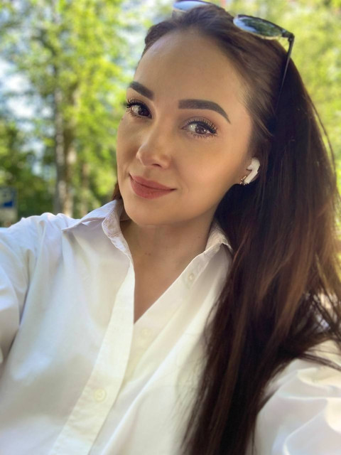 Анна, Москва, 40 лет, 1 ребенок, 2 фото. Познакомлюсь с мужчиной для любви и серьезных отношений, брака и создания семьи, гостевого брака.  Анкета 884449. 