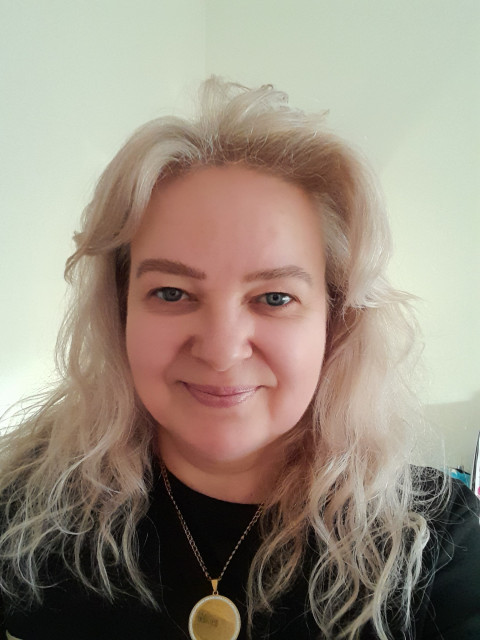 Натали, Чехия, Ческе-Будеёвице, 49 лет, 2 ребенка. Она ищет его: мужчину для любви и серьезных отношений. Очень ценю семейные ценности. Люблю, когда мужчина умеет го  Анкета 884450. 