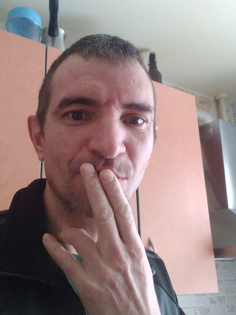 Алексей, Беларусь, Гродно, 42 года. Познакомлюсь с женщиной для любви и серьезных отношений, брака и создания семьи.  Анкета 884541. 