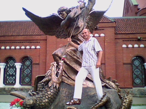 Михаил, Минск, 62 года, 1 ребенок, 1 фото. Рост 168см.вес 65кг.Проживаю в Минске в своей квартире. Есть авто.