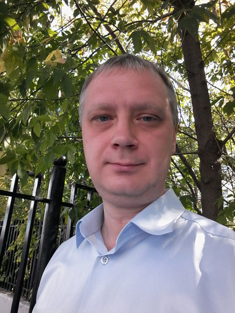 Константин Свиридов, Москва, 52 года, 2 ребенка. Ищу женщину для встреч без коммерии. Возможен совместный досуг.  Анкета 884796. 