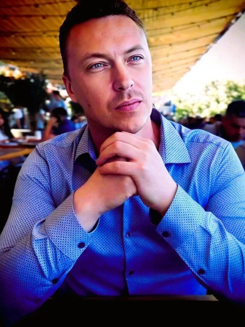 Руслан, Одинцово, 42 года, 2 ребенка, 1 фото. Познакомлюсь с женщиной для любви и серьезных отношений, брака и создания семьи, дружбы и общения.  Анкета 884868. 