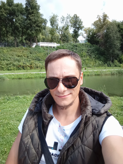 Андрей, Россия, Владимир, 31 год. Познакомлюсь с женщиной для любви и серьезных отношений, брака и создания семьи, воспитания детей. Верный,...  Анкета 884904. 