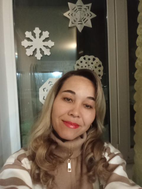 Аля, Россия, Салават, 39 лет, 1 ребенок. Познакомлюсь с мужчиной для любви и серьезных отношений.  Анкета 885073. 