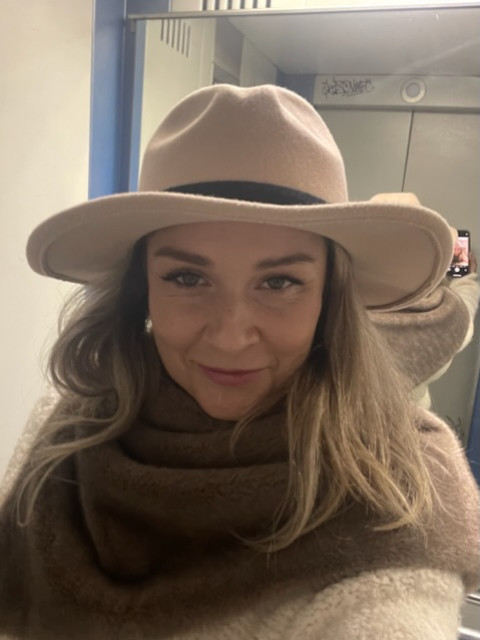 Татьяна, Россия, Москва, 40 лет, 1 ребенок. Познакомлюсь с мужчиной для любви и серьезных отношений, дружбы и общения. 
С взрослым ментально мужчиной...  Анкета 885159. 