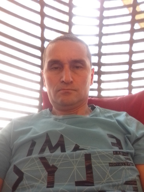 Егор, Первоуральск, 49 лет, 2 ребенка, 1 фото. Познакомлюсь с женщиной для любви и серьезных отношений, дружбы и общения.  Анкета 885289. 