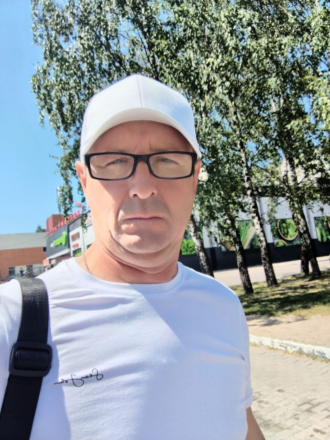 Вадим, Минск, 47 лет. Познакомлюсь с женщиной для любви и серьезных отношений.  Анкета 885388. 