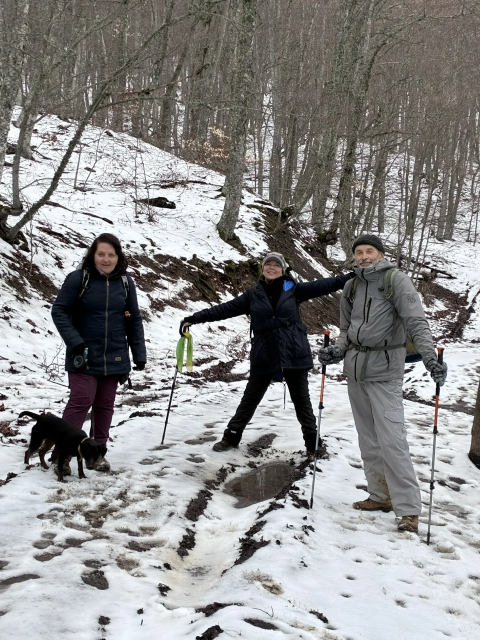 Ну..как бы, посередине - это я))