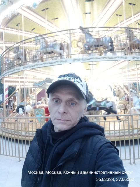 А, Москва, Пражская, 45 лет. Он ищет её: женщину для любви и серьезных отношений, брака и создания семьи, дружбы и общения.  Анкета 885510. 