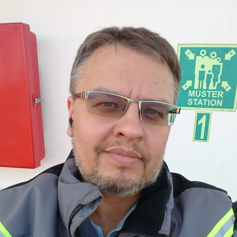 Демьян Козлов, Россия, Санкт-Петербург, 48 лет, 3 ребенка. Познакомиться без регистрации.