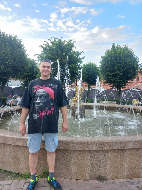 Алексей Ломакин, Бийск, 45 лет, 1 ребенок. Хочу найти ту самую единственную которую буду носить на руках и не брошу никогда  Анкета 885709. 