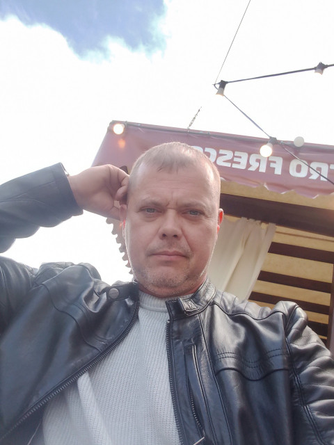 Сергей Кожухов, Россия, Санкт-Петербург, 45 лет. Познакомлюсь с женщиной 36-46 лет для отношений, встреч, совместного времяпровождения, семьи.  Анкета 885747. 