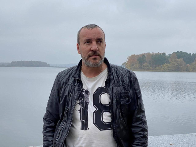 Игорь, Россия, Москва, 51 год, 1 ребенок. Познакомлюсь с худенькой женщиной для общения, возможно, совместного проживания у меня.  Анкета 886012. 