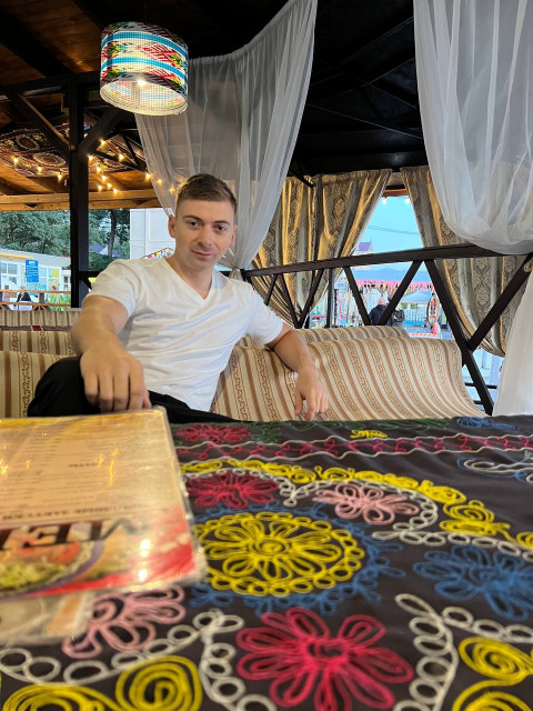 Артём, Москва, м. Комсомольская, 27 лет. Познакомлюсь с женщиной для любви и серьезных отношений, брака и создания семьи, рождения совместных...  Анкета 886191. 