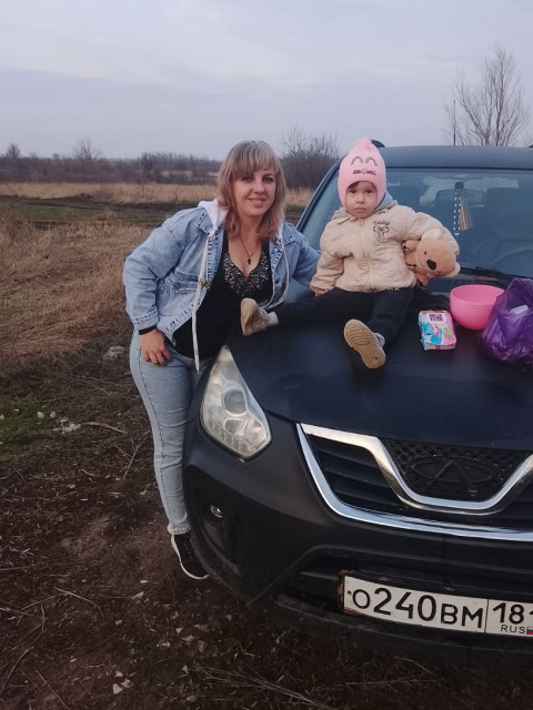 Алина, Россия, Старобельск, 35 лет, 3 ребенка. Познакомлюсь с мужчиной для дружбы и общения.  Анкета 886307. 