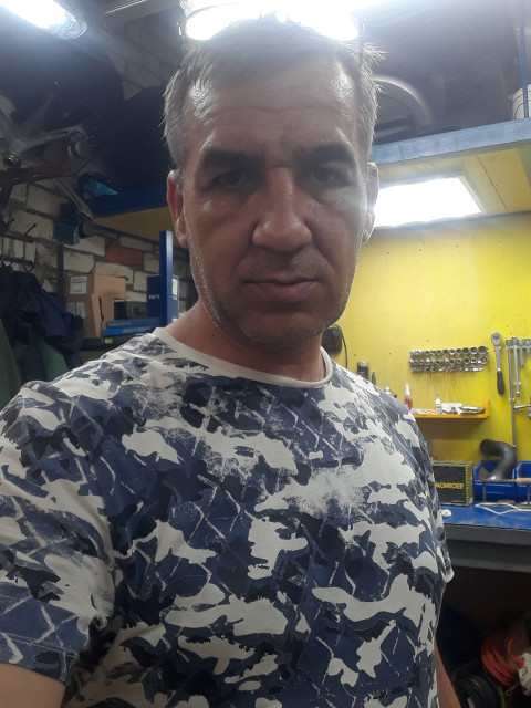 Павел, Воронеж, 54 года, 1 ребенок. Познакомлюсь с женщиной для дружбы и общения.  Анкета 886433. 