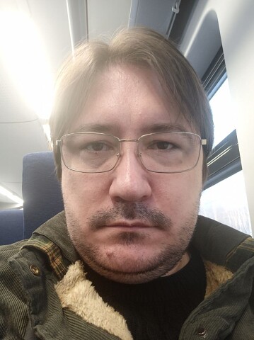 Роман Домнин, Россия, Зеленоград, 44 года. Он ищет её: Хочу найти женщину, чтобы которая хотя бы иногда дружила со своей головой, а не только с тараканами   Анкета 886580. 