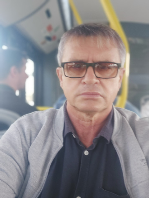 Андрей, Санкт-Петербург, 60 лет. Познакомлюсь с женщиной для любви и серьезных отношений, дружбы и общения.  Анкета 886631. 