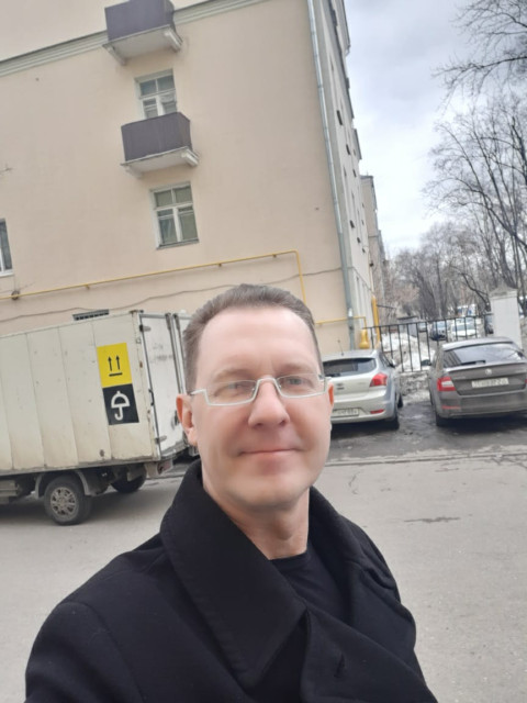 Петр Толин, Москва. Фото на сайте ГдеПапа.Ру