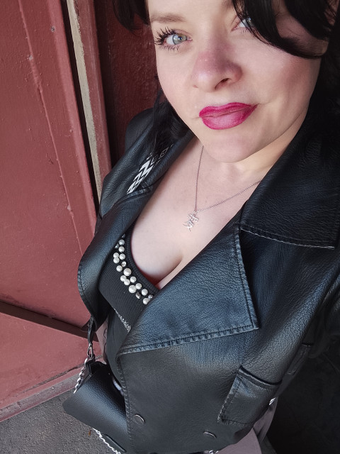 Екатерина, Донецк, 33 года, 1 ребенок, 1 фото. Она ищет его: мужчину для любви и серьезных отношений, дружбы и общения.  Анкета 886690. 