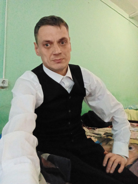 Александр Еремеев, Россия, Нижний Новгород, 41 год. Ищу: Творческую которая меня удивит которая может танцевать классику нежную заботливую  Анкета 886723. 